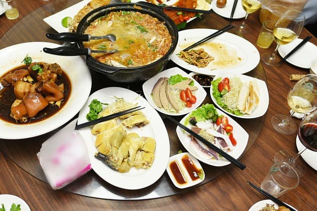 The Main Regions of Chinese Cuisine and Their Distinctive Flavors